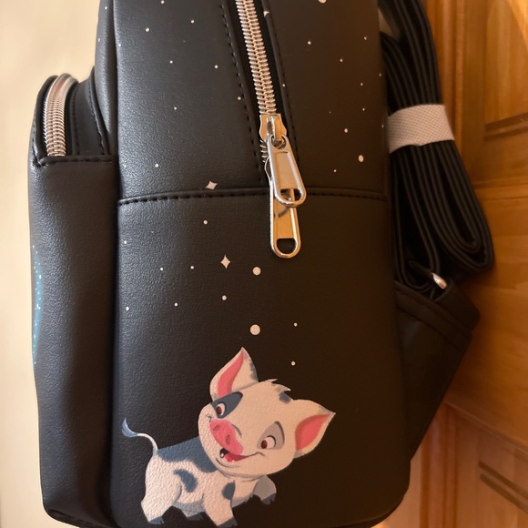Loungefly Moana backpack NWT - Picture 2 of 4